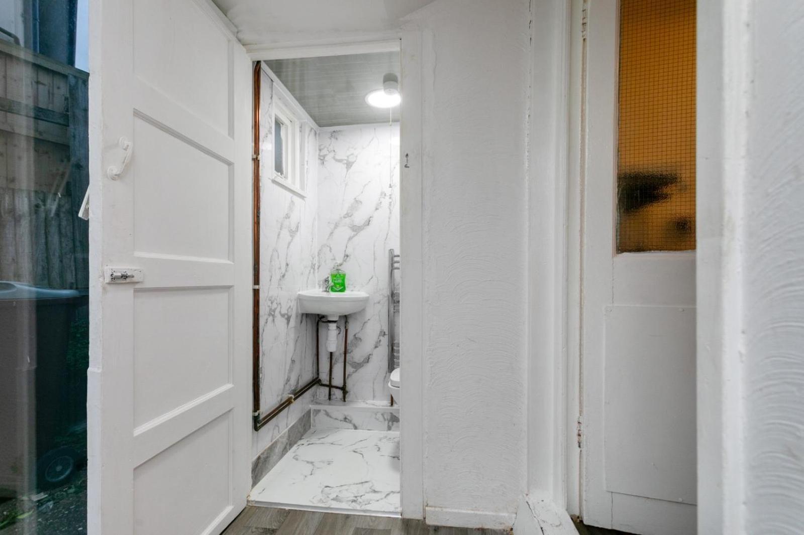 Cozyhome-3Br-5Guest#Netflix#Parking#Garden Nottingham Luaran gambar